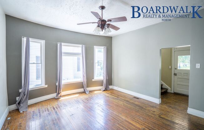 4 Bedroom Victorian Single Family Home