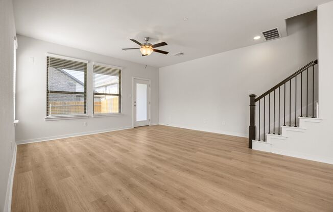 Stylish 3 Bed, 2.5 Bath Home in Gated Round Rock Community – Updated and Move-In Ready!