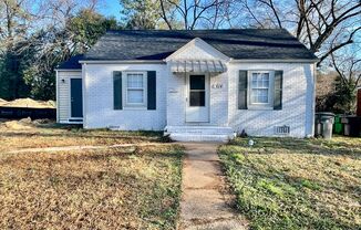 Newly renovated 3 bedroom 1 bath home , Located off N Graham street