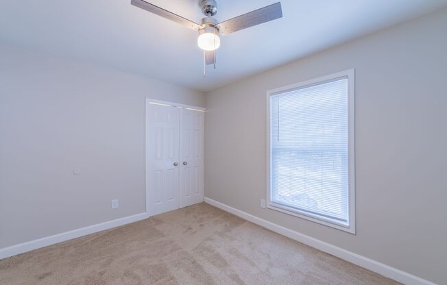 2 beds, 1 bath, 925 sqft, $1,350, Unit 821HLA