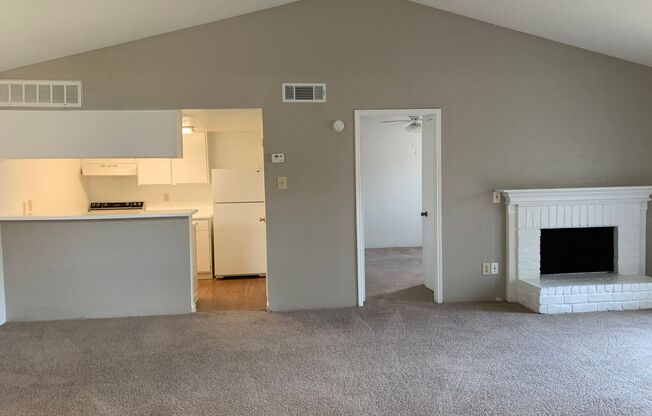 2 beds, 2 baths, 1,003 sqft, $1,050, Unit 1802