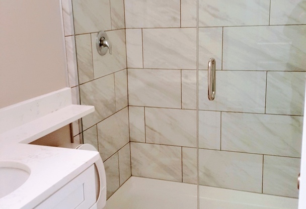 Studio, 1 bath, $1,200, Unit 320