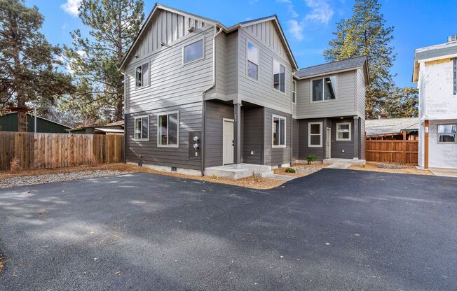 239- 817 SE 5th St