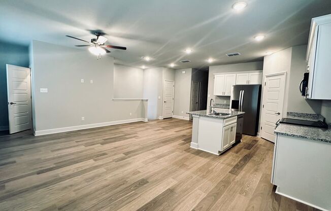 Newly Built Duplex on the Far West Side!