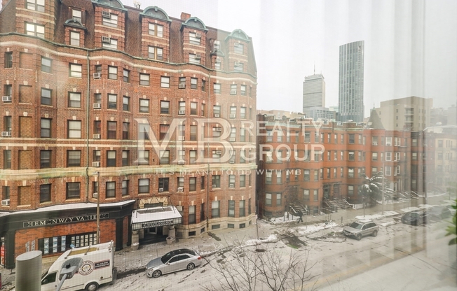 1 bed, 1 bath, 575 sqft, $2,800, Unit 302