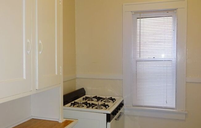 1 bed, 1 bath, 620 sqft, $925, Unit 108