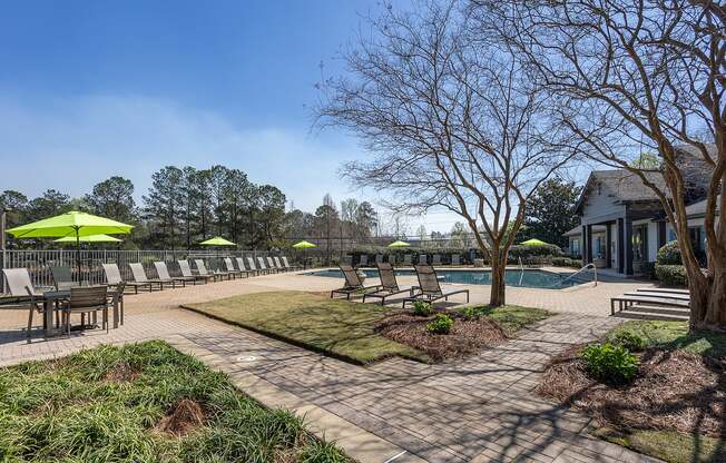 The Lakes Apartments