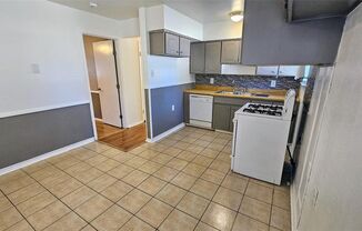 3 beds, 2 baths, $1,700