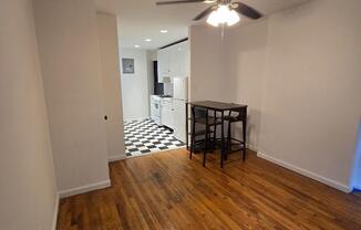 1 bed, 1 bath, $2,700, Unit 2A