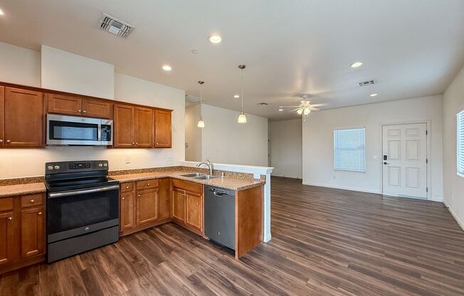 29 Palms Home with Solar