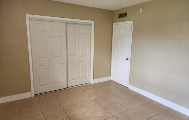 1225 NE 138 ST