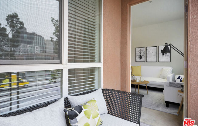 3 beds, 2 baths, 1,213 sqft, $3,600, Unit 209