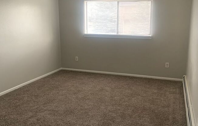 Regency Apartments 4805