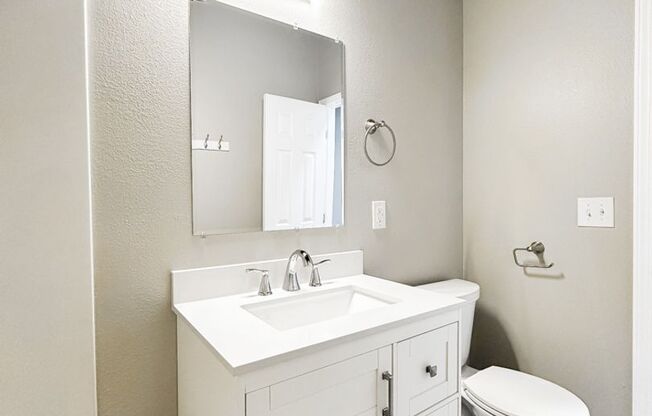 1 bed, 1 bath, 625 sqft, $1,200, Unit 09