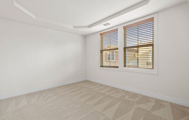 PRIVATE TOWNHOME NEAR DOWNTOWN STROLL TO EVERYTHING | STYLISH AMENITIES