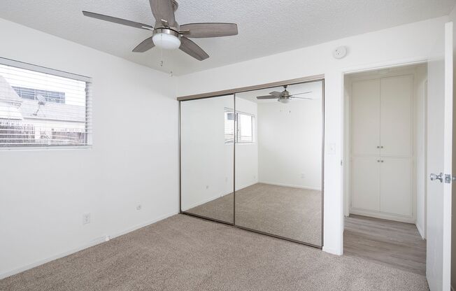 2 beds, 1 bath, $2,795, Unit C