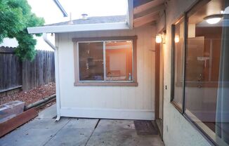 3 beds, 1 bath, $2,650