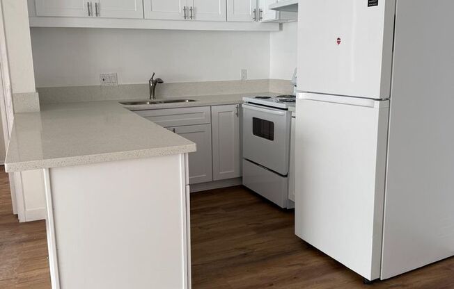 1 bed, 1 bath, 702 sqft, $1,994, Unit 210