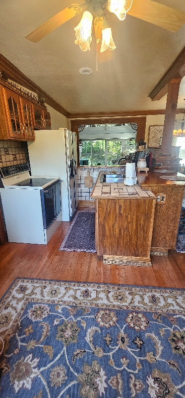 12200 W JANESVILLE RD