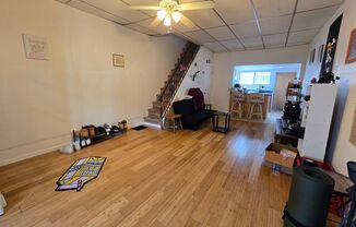 LOVELY 2 BEDROOM BREWERY TOWN HOUSE AVAILABLE JULY 10