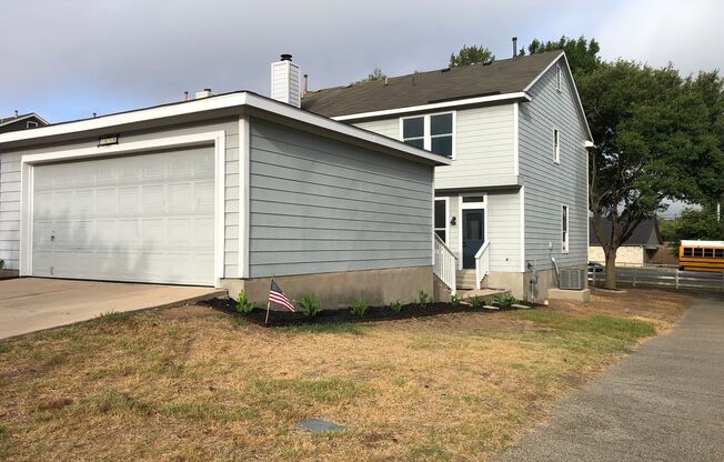 **PLUM CREEK / KYLE  ( 2 WKS FREE w/lease through 5.31.27 & qualified app )