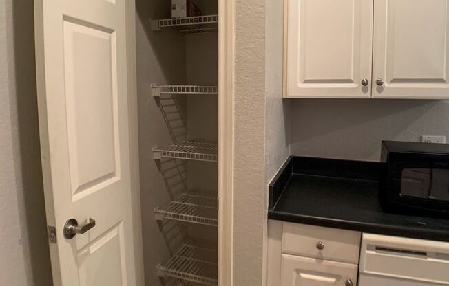 2 beds, 2 baths, $1,850, Unit Unit 224