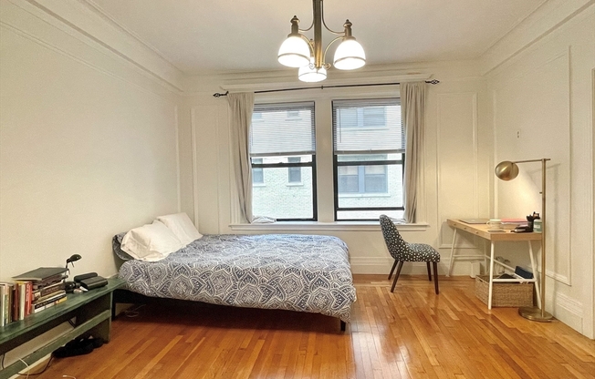 Studio, 1 bath, 338 sqft, $2,250, Unit 38