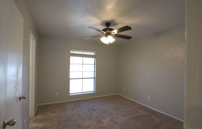 1 bed, 1 bath, 651 sqft, $1,225, Unit 153