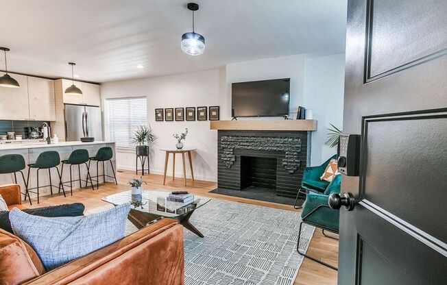 1 bed, 1 bath, 925 sqft, $1,500, Unit 1