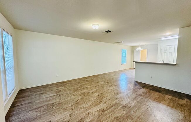 Beatiful 3 bed 2.5 bath Home in Cedar Park