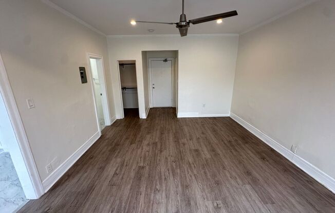 Studio, 1 bath, $1,300, Unit 314