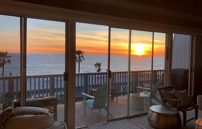 Malibu 2 Bedroom Ocean View Condo (Ocean side of PCH)