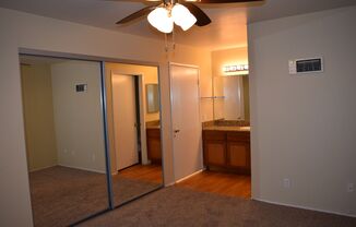 2 beds, 1 bath, 843 sqft, $2,180, Unit 108