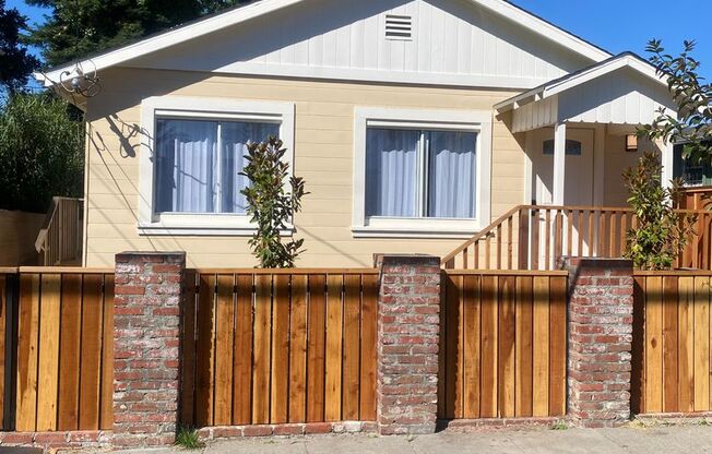 4331-4333 Brookdale