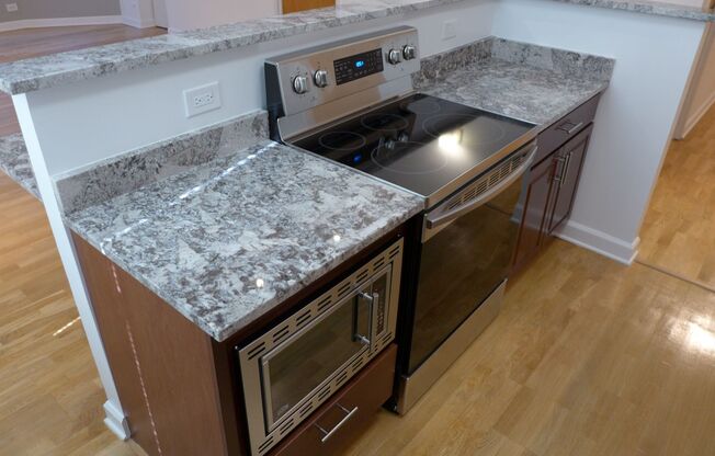 2 beds, 2 baths, 1,250 sqft, $2,995, Unit 11D