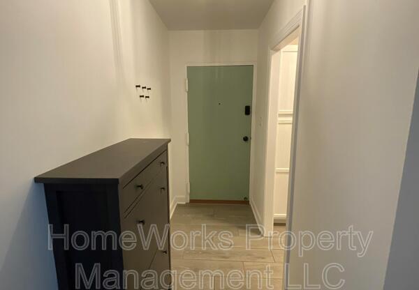 10547 TWIN RIVERS RD