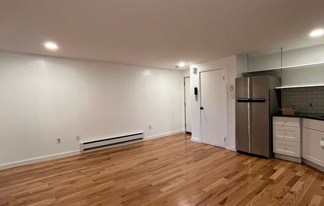 1 bed, 1 bath, $1,125