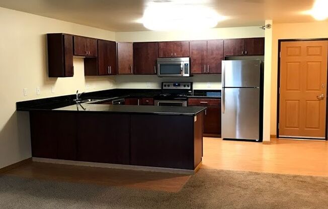 3 beds, 2 baths, 1,232 sqft, $1,375, Unit 615-113