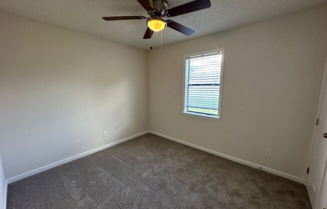 2 beds, 1 bath, $950