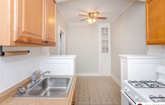1 bed, 1 bath, 650 sqft, $1,350, Unit 748-39