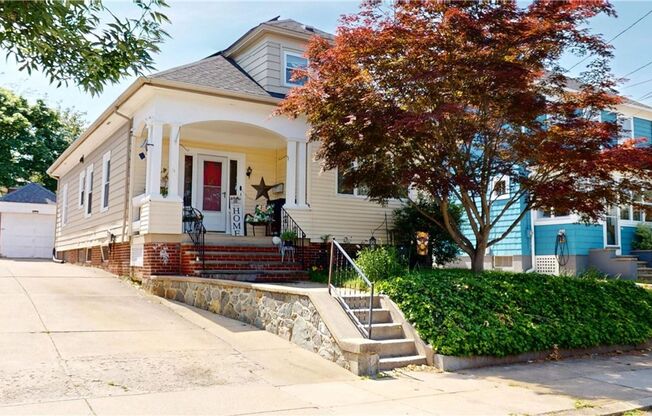 ****Providence/Mt. Pleasant – Single Family with Electric Included - $3,395***