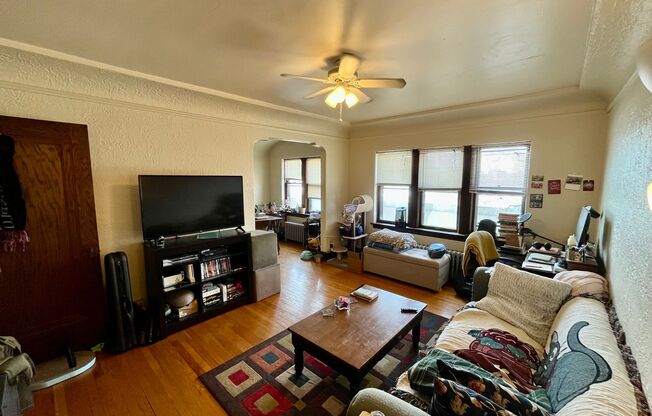 1420 E Capitol Drive