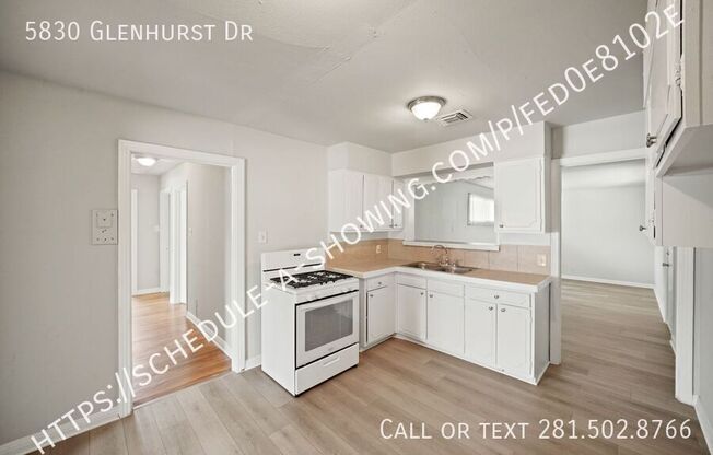 5830 GLENHURST DR