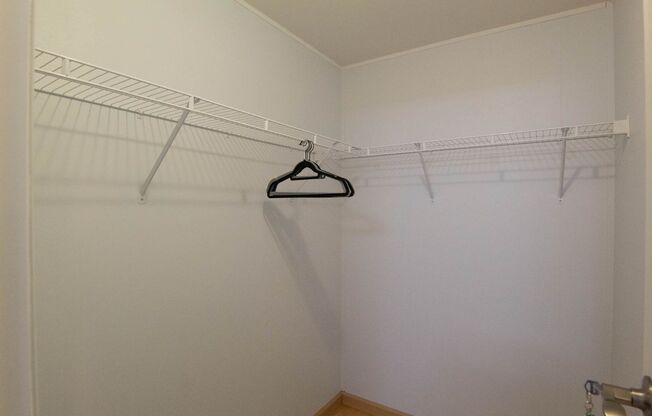 3 beds, 2 baths, $1,995