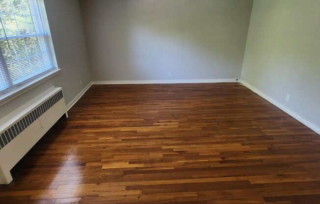 1 bed, 1 bath, 663 sqft, $2,050, Unit D-04
