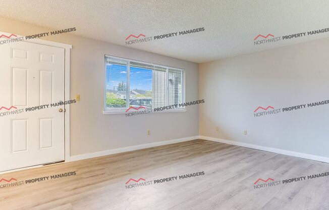 1 bed, 1 bath, 585 sqft, $1,195, Unit E3