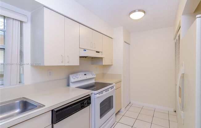 3373 SW 28th Terrace 3373, Miami, FL 33133