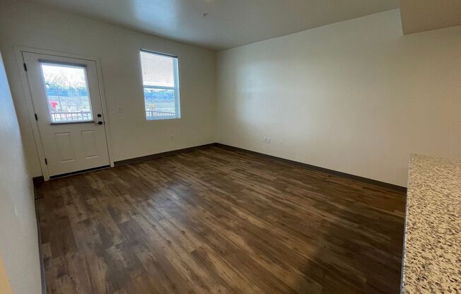 1 bed, 1 bath, 675 sqft, $1,640, Unit Unit 329