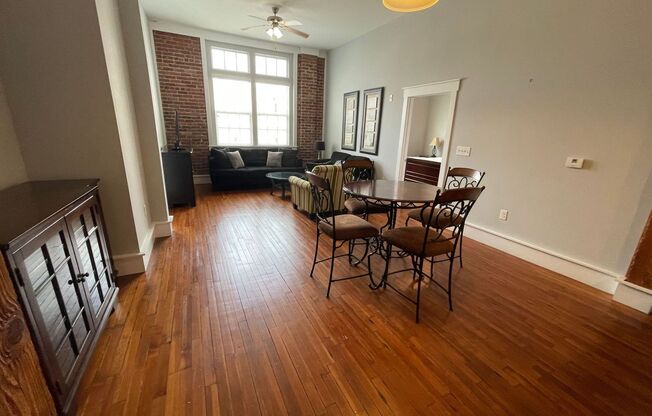 SH073 - Farmers Market Condos
