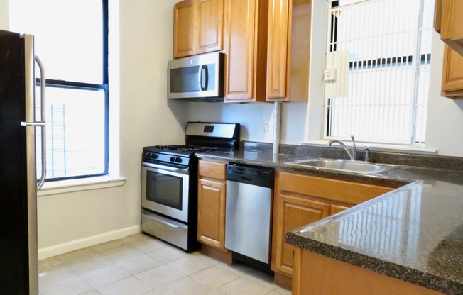 3 beds, 2 baths, $3,837, Unit 53